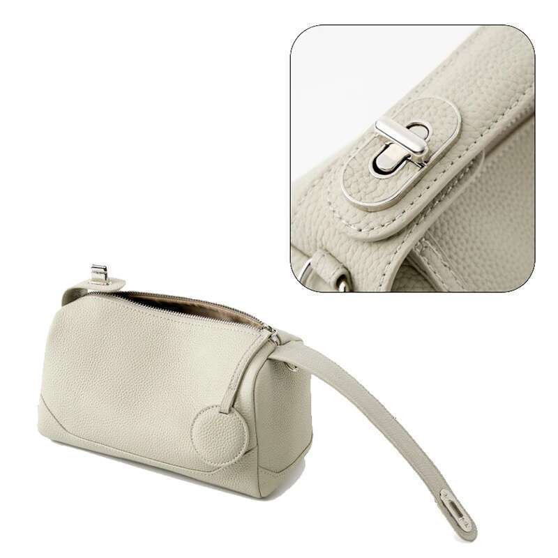 2025 New Women's Genuine Leather Shoulder Vegetable Tanned Cowhide Handbag Boston Style Hand-Held Underarm Bag For Ladies