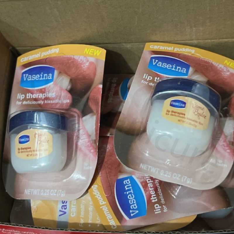 Vaseline lipstick can moisturize lips prevent dryness and fade lip lines and provide lasting moisturizing effect W250407