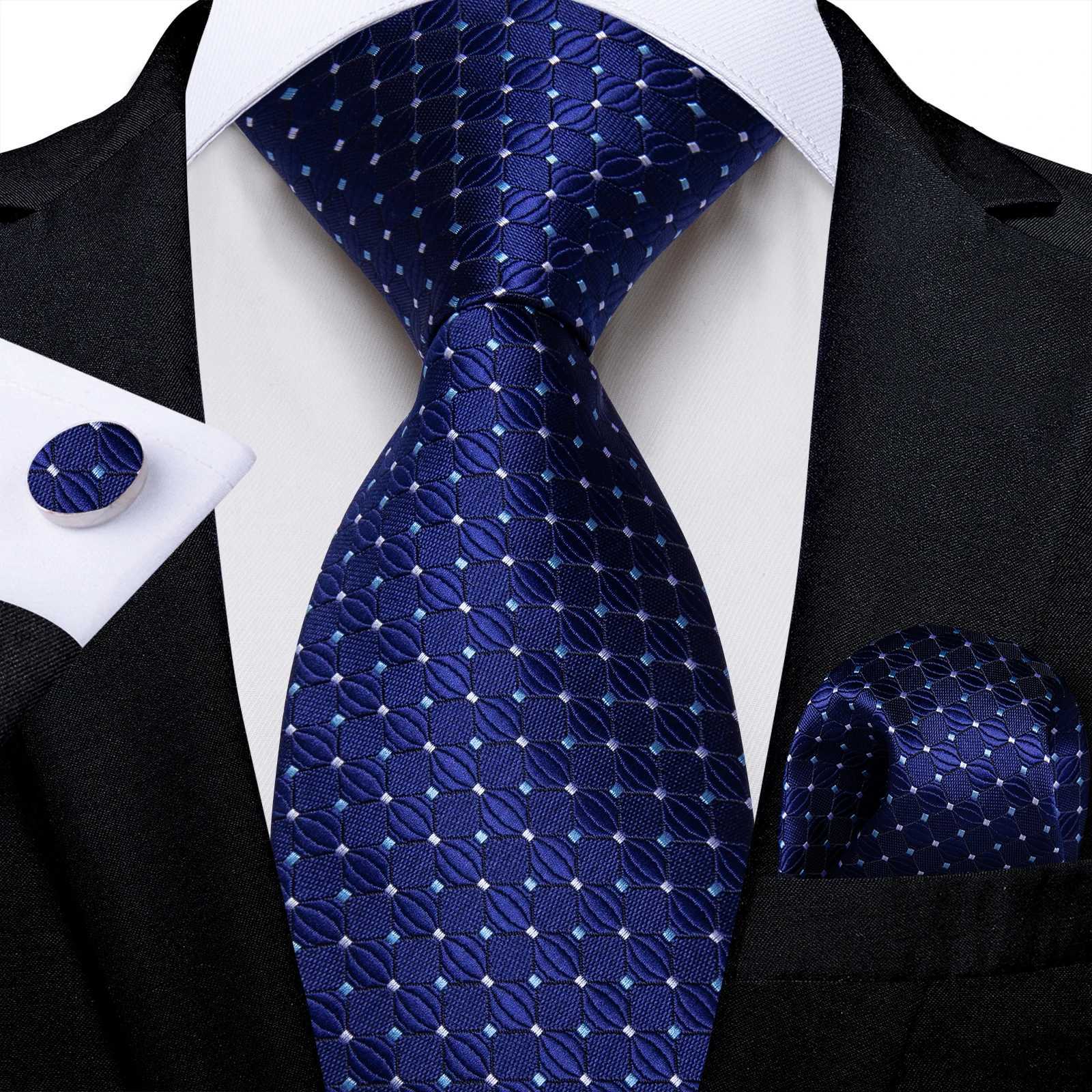 Blue Royal Dot Pliad Mens Tie set with Silver Clip and Ring Business Wedding Party Accessories 8cm Necktie Handkerchief Cufflink X250407