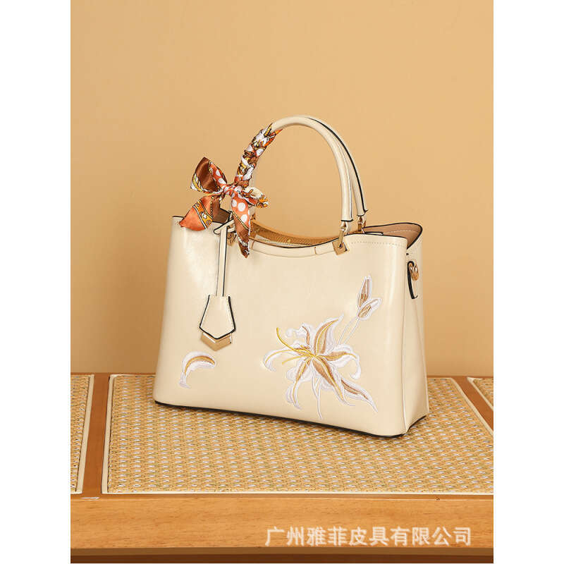 Designer Bag Birthday Mom Practical Suitable Mother In Law Ladies Gift Box For Year Old High End