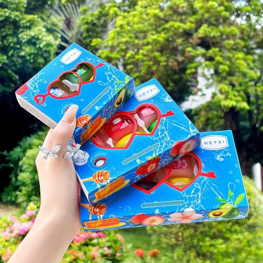 4/6/8 pieces of fruit lipstick set sleep lipstick moisturizing non stick crack resistant vaseline lipstick care W250407