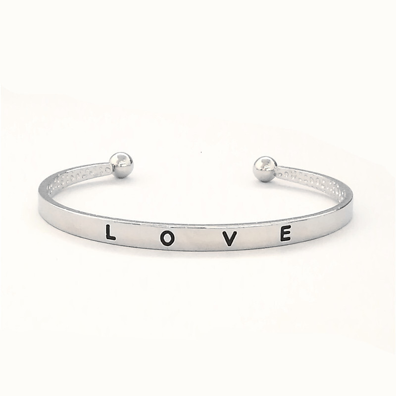 Fashionable, simple and versatile LOVE opening for women's high-end temperament bracelet