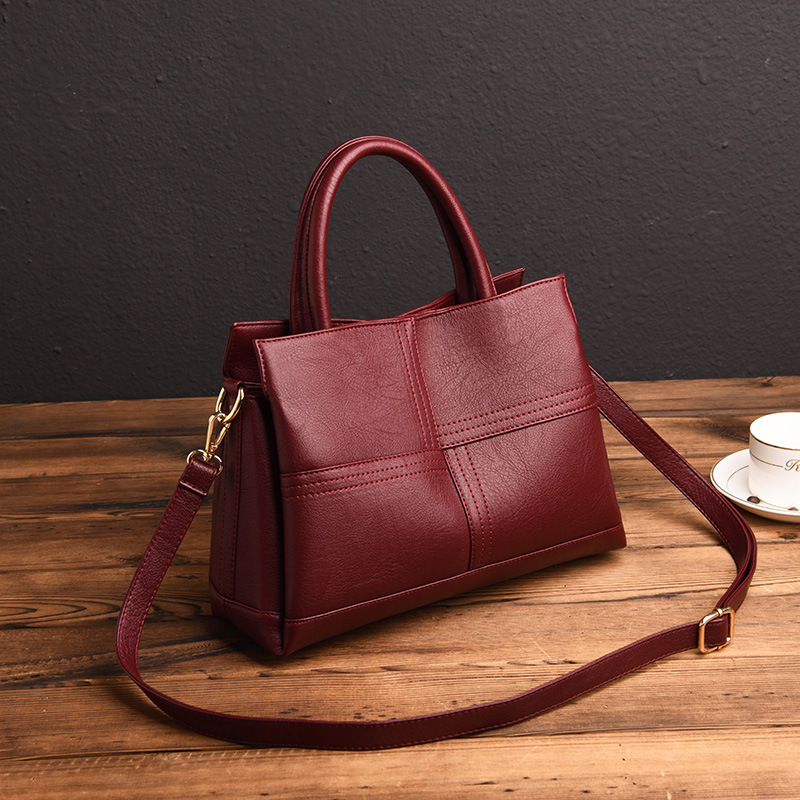 2025 New Design Bag Women's Fashion Large Capacity Tote Bag Middle-aged Mom Commuting Shoulder Handbag