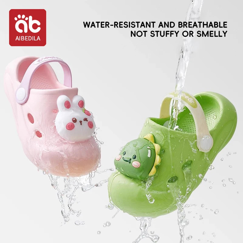 Cartoon Home Slippers Kids Fashion Cute Soft Soled Non-slip Sandals Summer n Shoes Baby Unisex PVC Round Head Slippers 250407