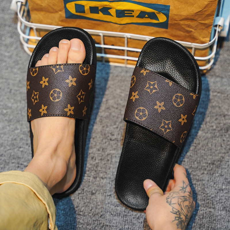 Designer slippers free shipping 2025 new thick sole premium texture casual sports luxury sandals for men daily wear outdoor indoor