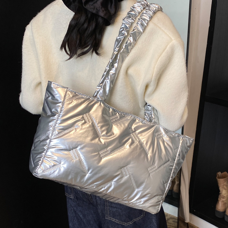 2025S Designer Women S Bag Large Capacity Casual Handbag For Women New Korean Version Solid Color Simple Underarm Bag Women S Single Shoulder Cotton C