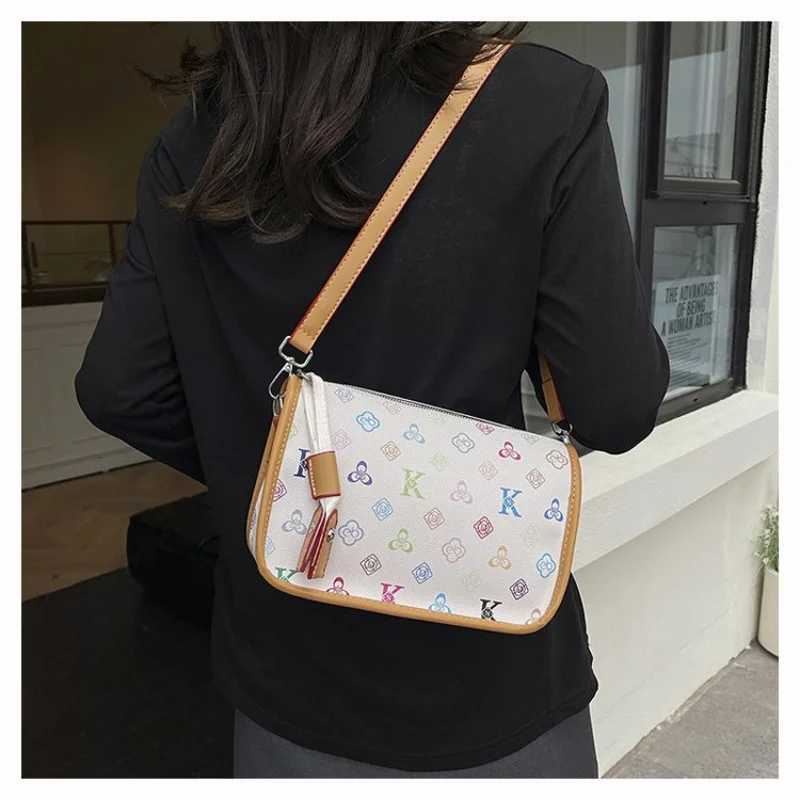 Women Stylish Shoulder Handbag Designer Inspired Leather Ladies Bag Crossbody Convertible Chic Daily Use BagW251106