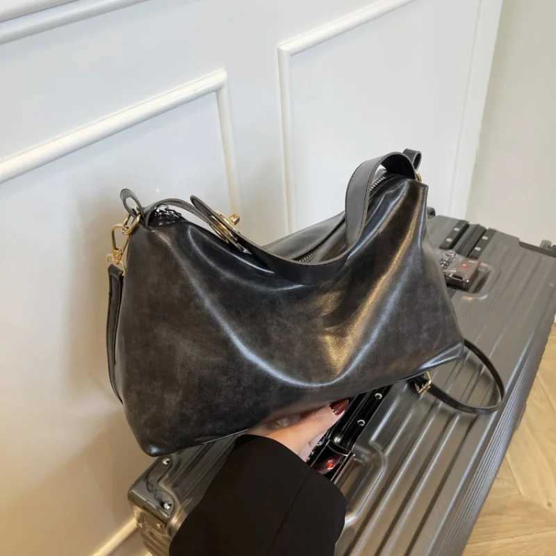 Elegant-durable 2025 New Ladies Luxury Brand Leather Crossbody Bag Famous Designer Popular Classic VintageW251106