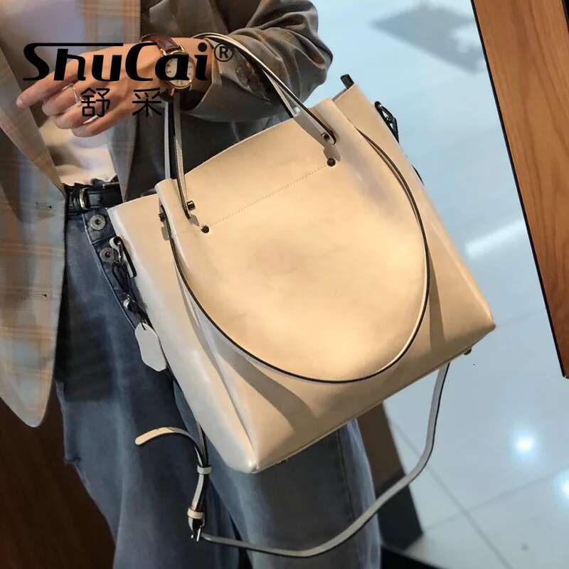 Shoulder Large Casual Tote Fashion Messenger Cowhide Leather Women's Bag Large-Capacity Ladies Handbag Bucket High Quality