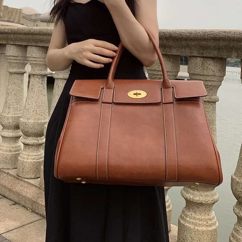 2025 New Soft Leather Tote High-End Feel Oil Wax Skin Commuter Large Capacity Handbag Single Shoulder Crossbody Bag