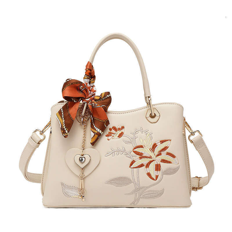 Designer Bag Hot Sale Embroidered New Mom Red Wedding Gift For Elderly Mother In Law Handbag Crossbody Women S