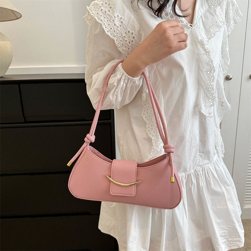 Solid Color Leather Crossbody Bag Ladies Casual Shoulder Bag er Womens Bag Mini Mobile Phone Bag Retro Texture Bag 240918