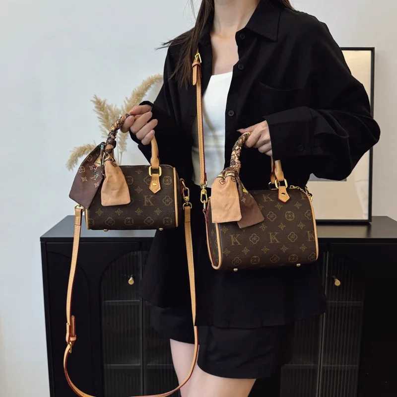 Stylish Casual Fashionable Messenger Purse Shopper Bag Commuter Large Capacity For Women ElegantW251107