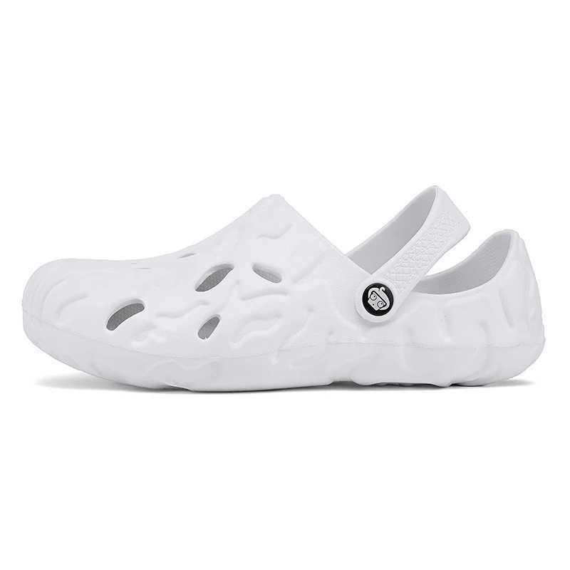 Mens Summer Slippers Thick soled Mens Clogs Sandals Hollow Breathable Flip Sandals Fashion Beach Slippers M250407