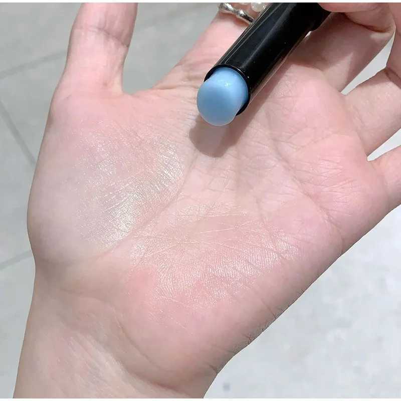 Cute rabbit lipstick moisturizing and fade lip line suitable for children moisturizing Korean girls original lip makeup W250407
