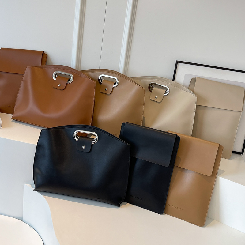 2025S Designer Women S Bag Large Capacity Bag Women S Spring Versatile New Handbag Simple And Casual Commuting Handbag For Class