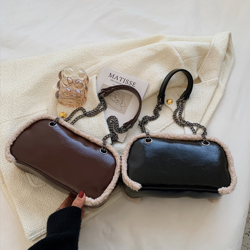 2025S Designer Women S Bag Texture Lamb Wool Women S Splicing New Fashionable Winter Small Square Temperament Chain Shoulder Crossbody Bag