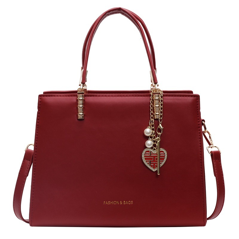2025S Designer Women S Bag Handheld Wedding Women In Autumn Winter Large Capacity Handbag For Brides Fashionable And Casual Single Shoulder Crossbody 