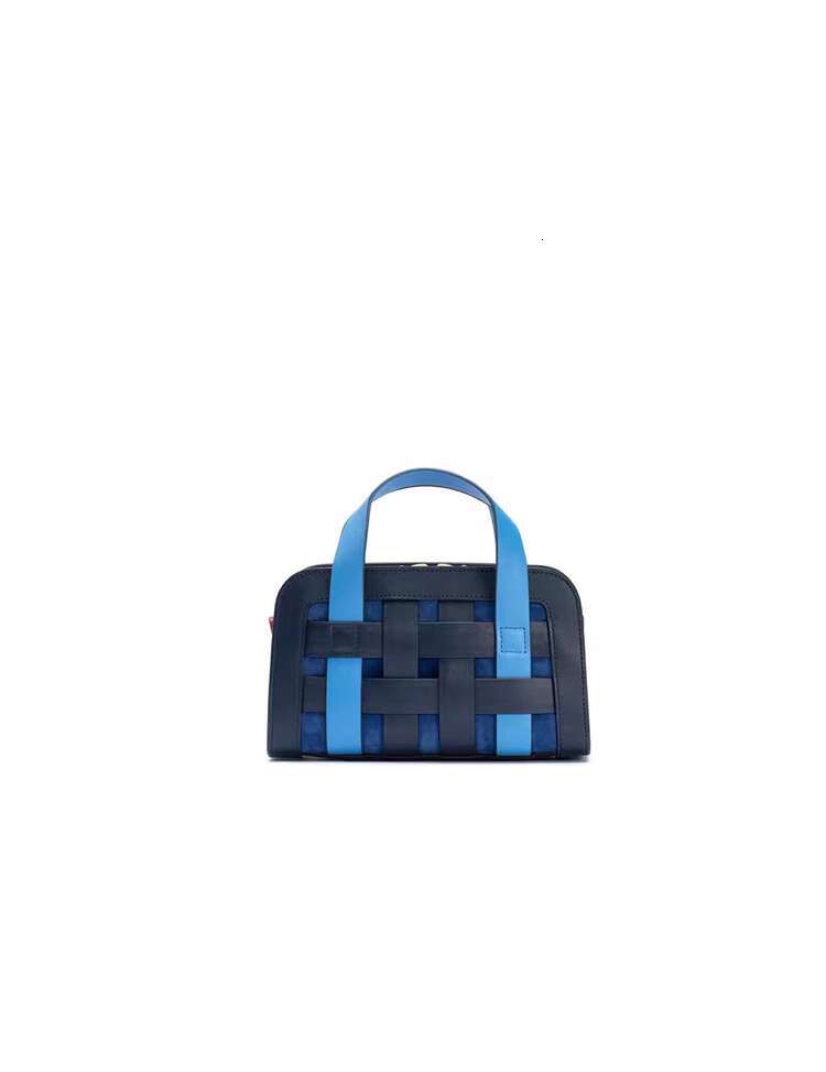 A Niche Summer Single Shoulder Diagonal Fence Woven Bag