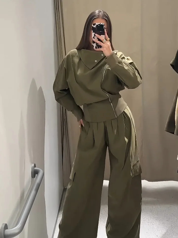 womens bat long sleeved stand up collar simple pleated jacket decoration high waisted loose mens suit 250407