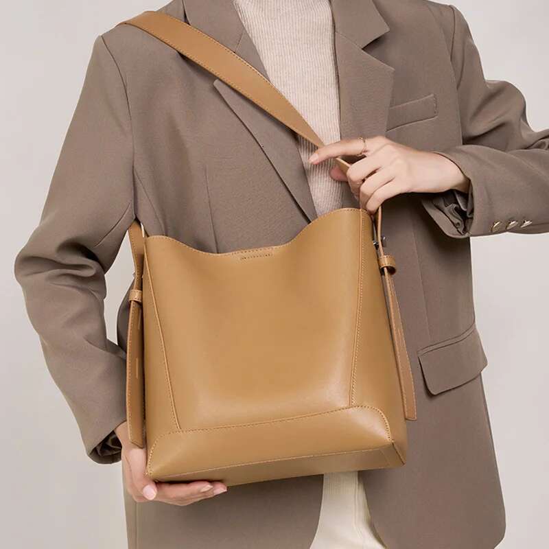 Ladies' Split Leather Bucket Female Commute Shopping Messenger Bags Adjustable Shoulder Strap Women Casual Handbag