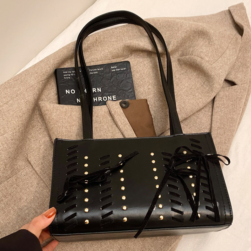2025S Designer Women S Bag Autumn Winter Popular Shoulder With Rivet Strap Bow New Style Small And Trendy Design Underarm Women S Bag