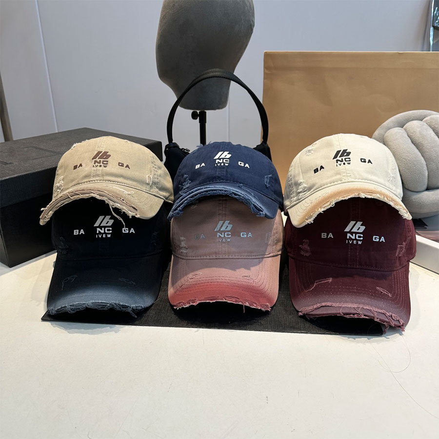 Casquette Cap Casquette LuxeBaseball Hat Fashions Trend Duck Tongue Hat Classic Style Design for Men and Womens classic model