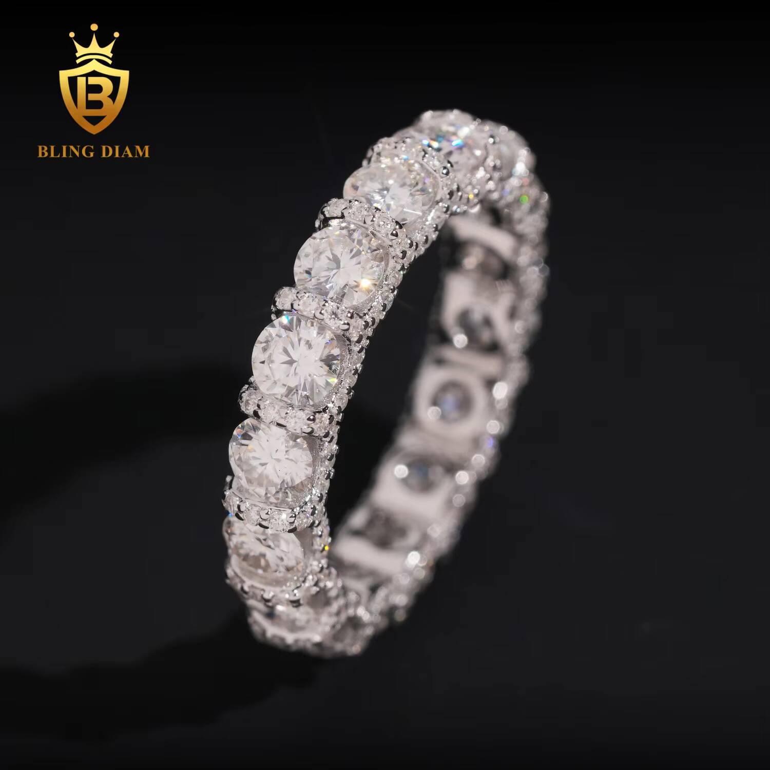 New Arrivals Moissanite Diamond 925 Sterling Silver Iced Out Engagement Rings Hoop Ring Round Cut Diamond Ring