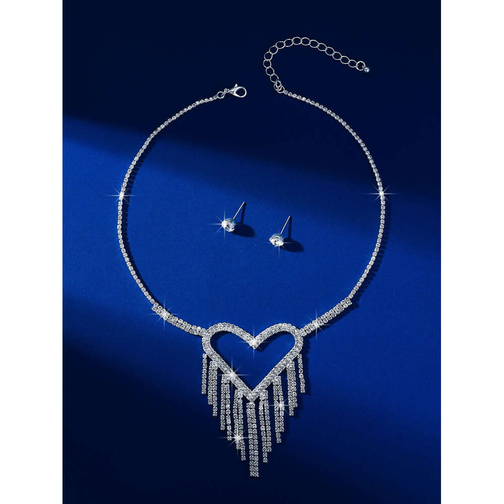 Light and high-end feeg, bridal heart-shaped rhie necklace, hot niche tassel paired with formal dress jewelry set