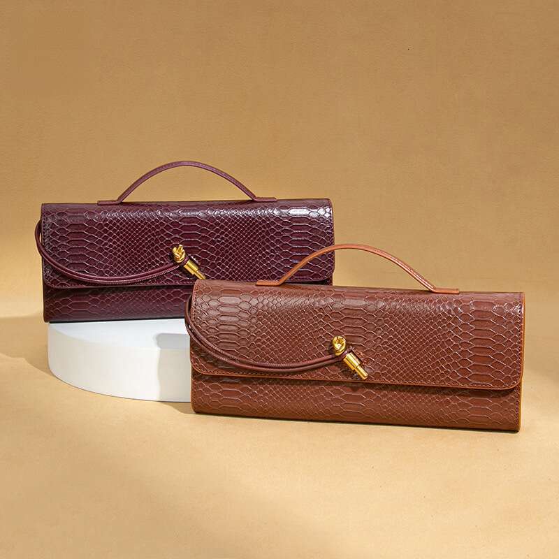 High end Handheld Banquet Bag for Women, Horizontal Version, Trendy Stone Pattern Bar Retro niche Single Shoulder Crossbody Bag, 2025 New Casual and V
