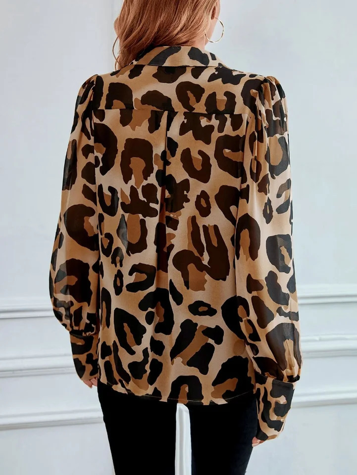 Spring and autumn womens fully printed leopard print lapel shirt long sleeved suitable for work leisure office 250407
