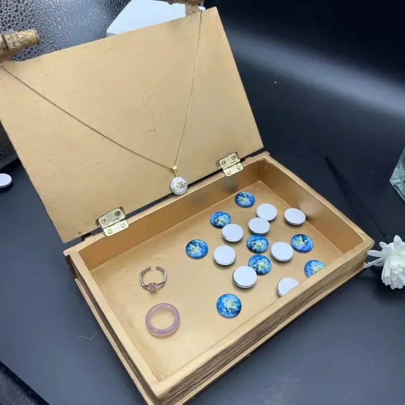 Book of The Dead The Mummy Magic Prop Book Can Be Opened Box with Key Ancient Egypt Collection Resin Craft Ornament Easter Decor 250407