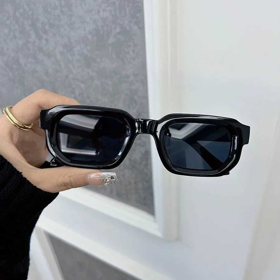 Luxurious Rectangle Sunglasses Women Men Fashion Brand Designer Casual Sun Glasses Female Male Plastic Outdoor EyewearC250411