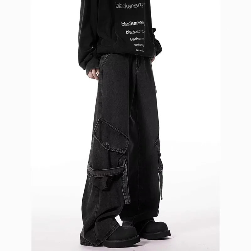 American style streetwear mens jeans with multiple pockets loose straight legs wide legs spring and autumn style pants 250402