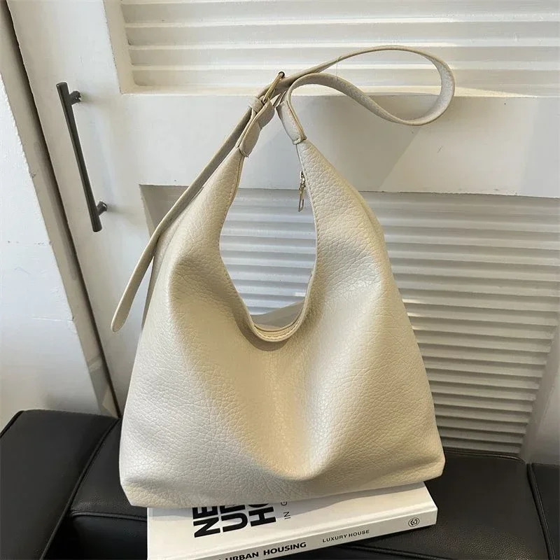 Fashion Leather Tote Bag for Women 2025 Trend Female Simple Large High Capacity Shoulder Bag Women Handbags Messenger Bags250403