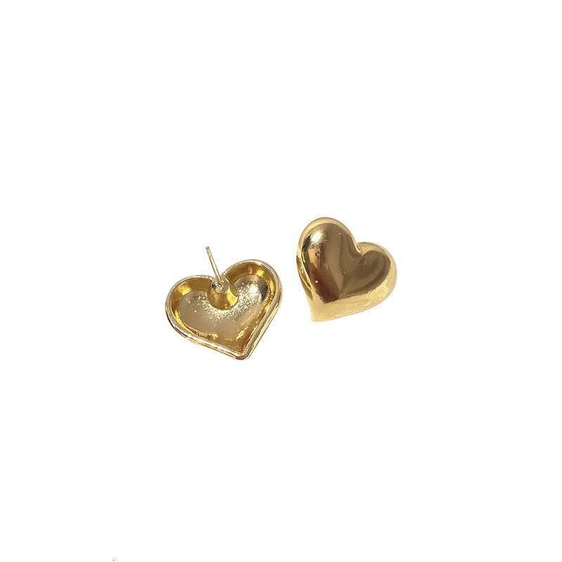Earrings Designer earring 925 Silver Needle Metal Style Heart Fashion Commuting Versatile Simple Light Luxury High-end Niche Holiday birthday gift