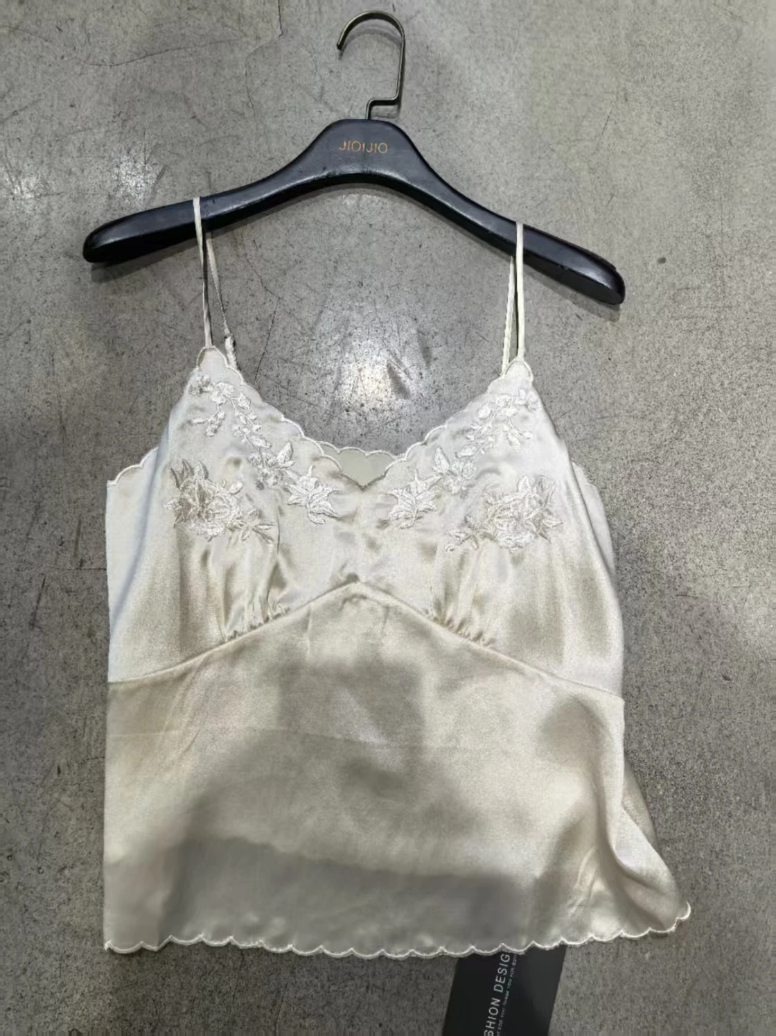 Yi0404 Fashion Womens Top and Tshirt European n Party Style Clothing 250407