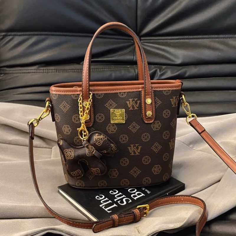 2025 New Womens Market Basket Bag - Vintage Shoulder/Crossbody Purse Stylish Spacious Trendy Retro DesignW251106