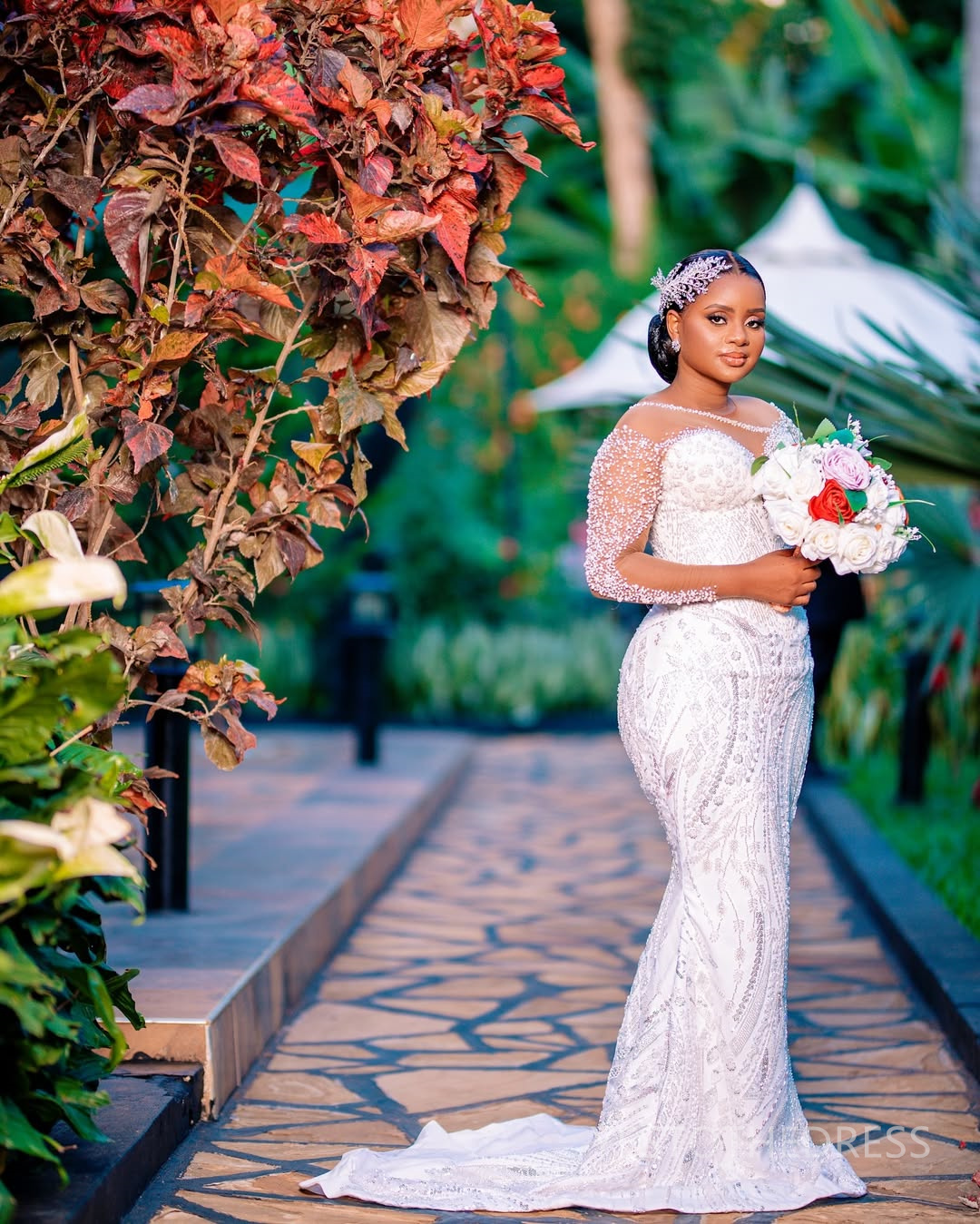 2025 Plus Size Mermaid Wedding Dress For Bride Bridal Gowns Long Sleeves Sheer Neck Long Sleeves Beaded Lace Tiered Tulle Wedding Gowns For African Bl