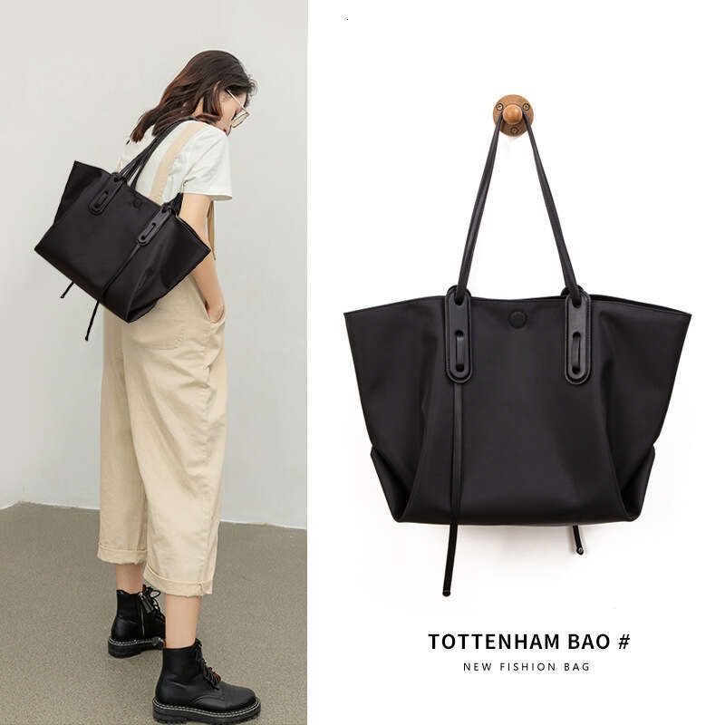 Designer Bag Tote New Women Trend Waterproof Oxford Cloth Large Capacity Commuter Mother And Child Casual Shoulder Crossbody