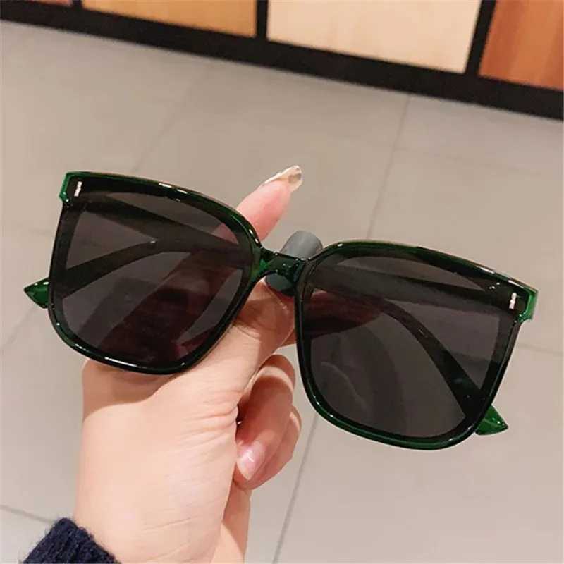 Retro New Sunglasses Men Women Popular Square Sun Glasses Ladies Black Eyeglasses Driver Goggles UV400 Gafas De SolC250411