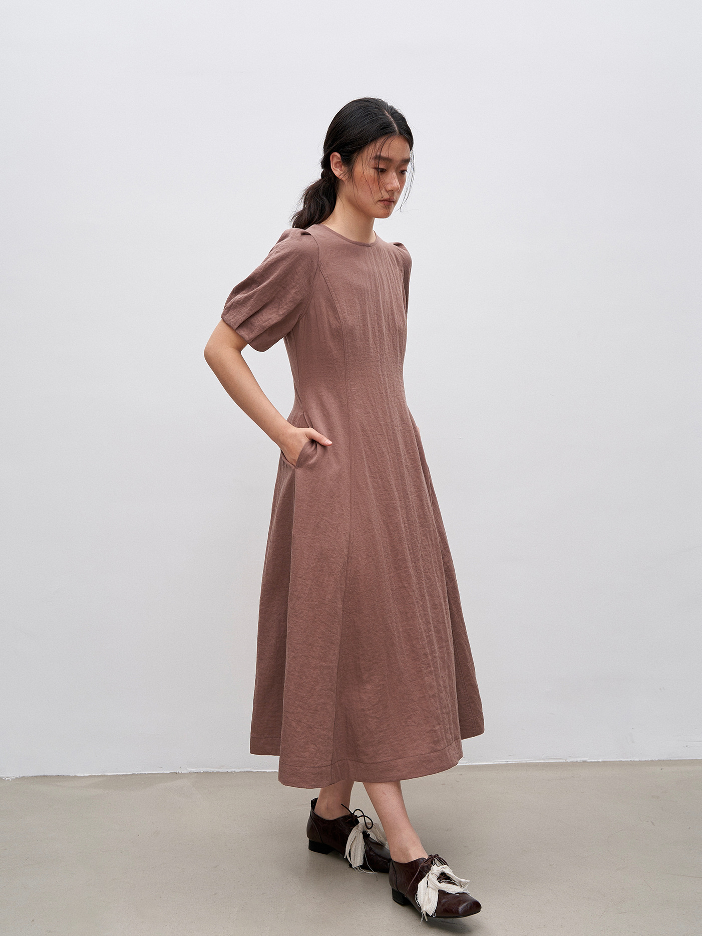 S29 round neck waist French dress women's skirt women's summer texture high-end