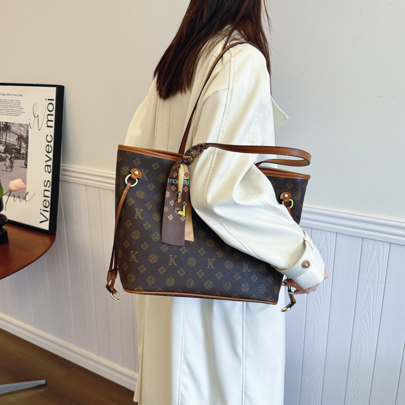 Free shipping new women's bag large capacity portable shopping bag Presbyterian Tote bag 2025