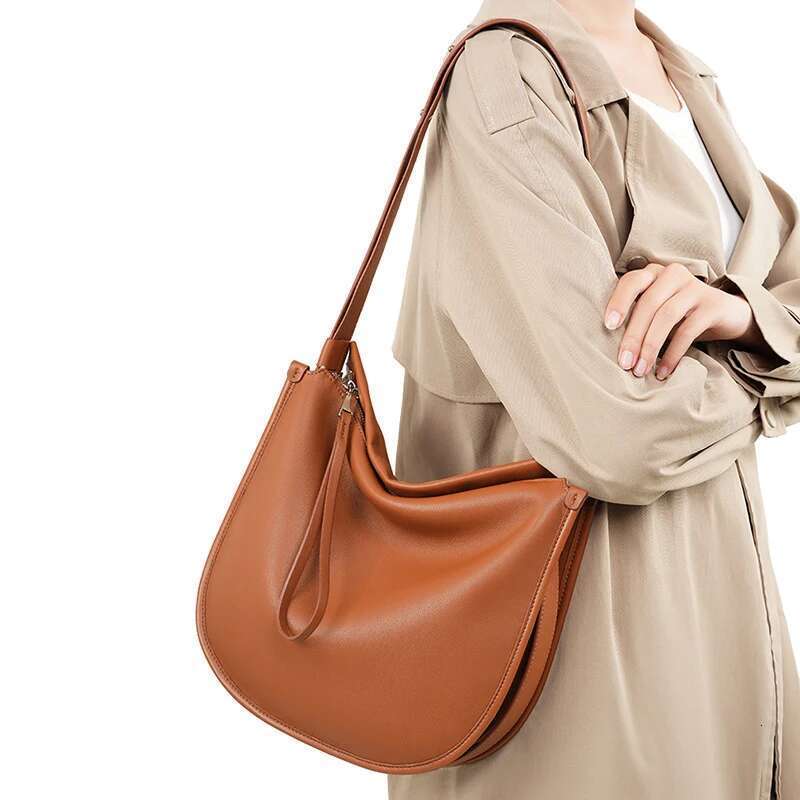 New Women Split Leather Bucket Bag Female Commuting Large Capacity Single Shoulder Handbag Crossbody Lady Messenger Tote Bags