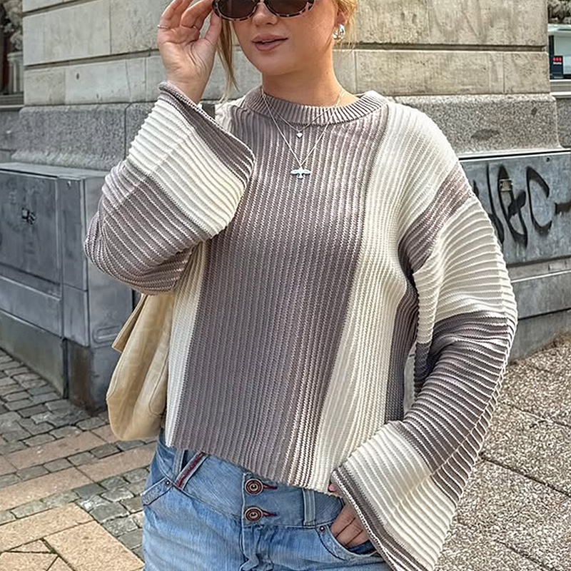 Valentine's Day Outfit for Women: Color-block Top, Casual Street Style, Romantic Fall-Winter Fashion Bestseller---KTL032