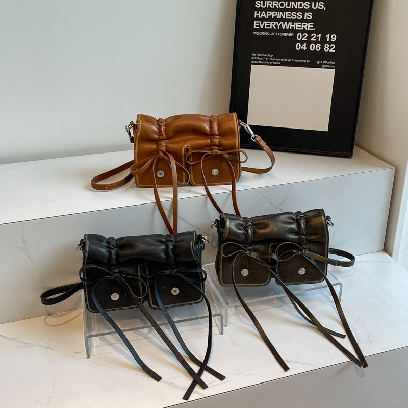 2025S Designer Women S Bag Butterfly Knot Small Square Autumn New Fashion Versatile Trend Crossbody Pleated Hand Held Shoulder Bag