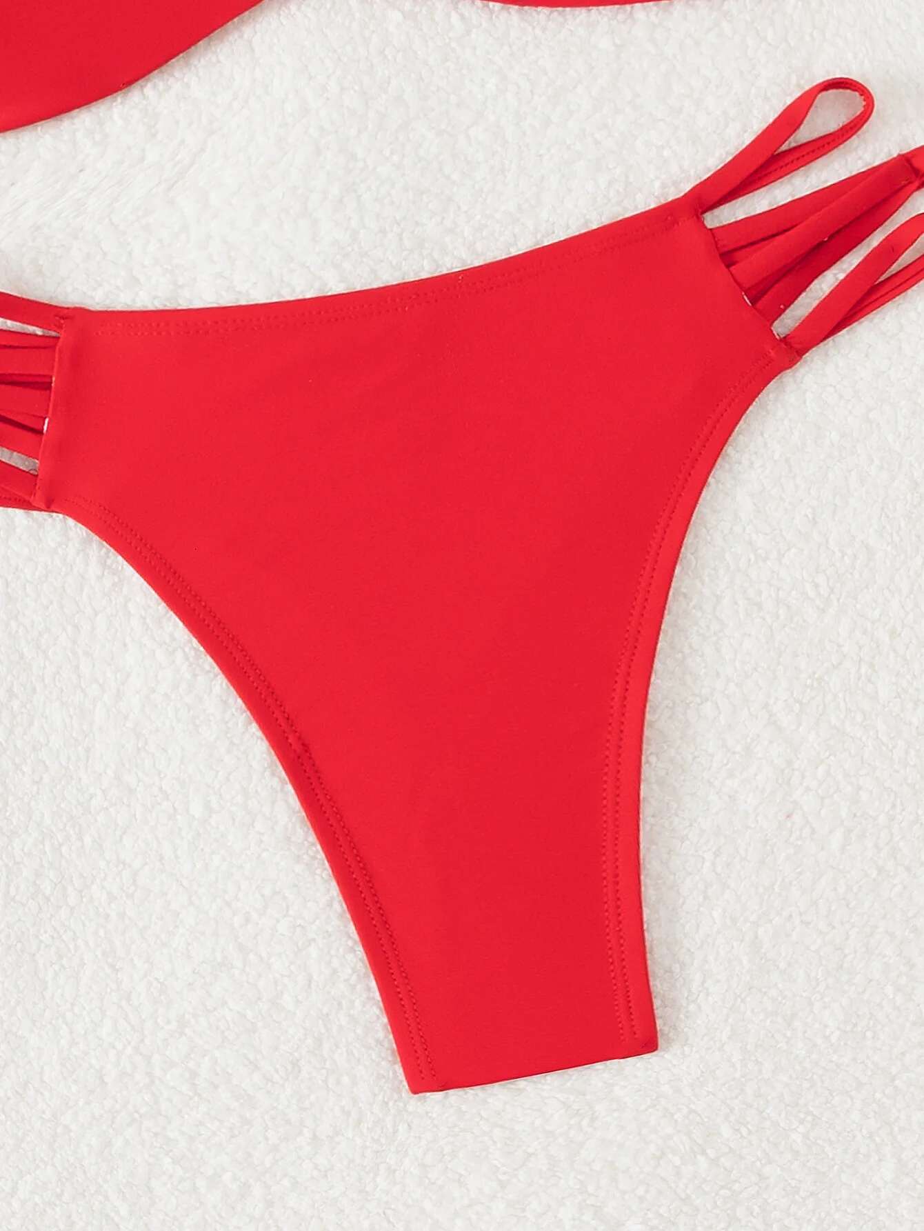 Dongdumaoyi Sexy Bandeau Bikini Mujer Solid Red Hollow Out Bandage Cross Push Up Micro Swimsuit Beach Bathing Suit Thong Swimwear