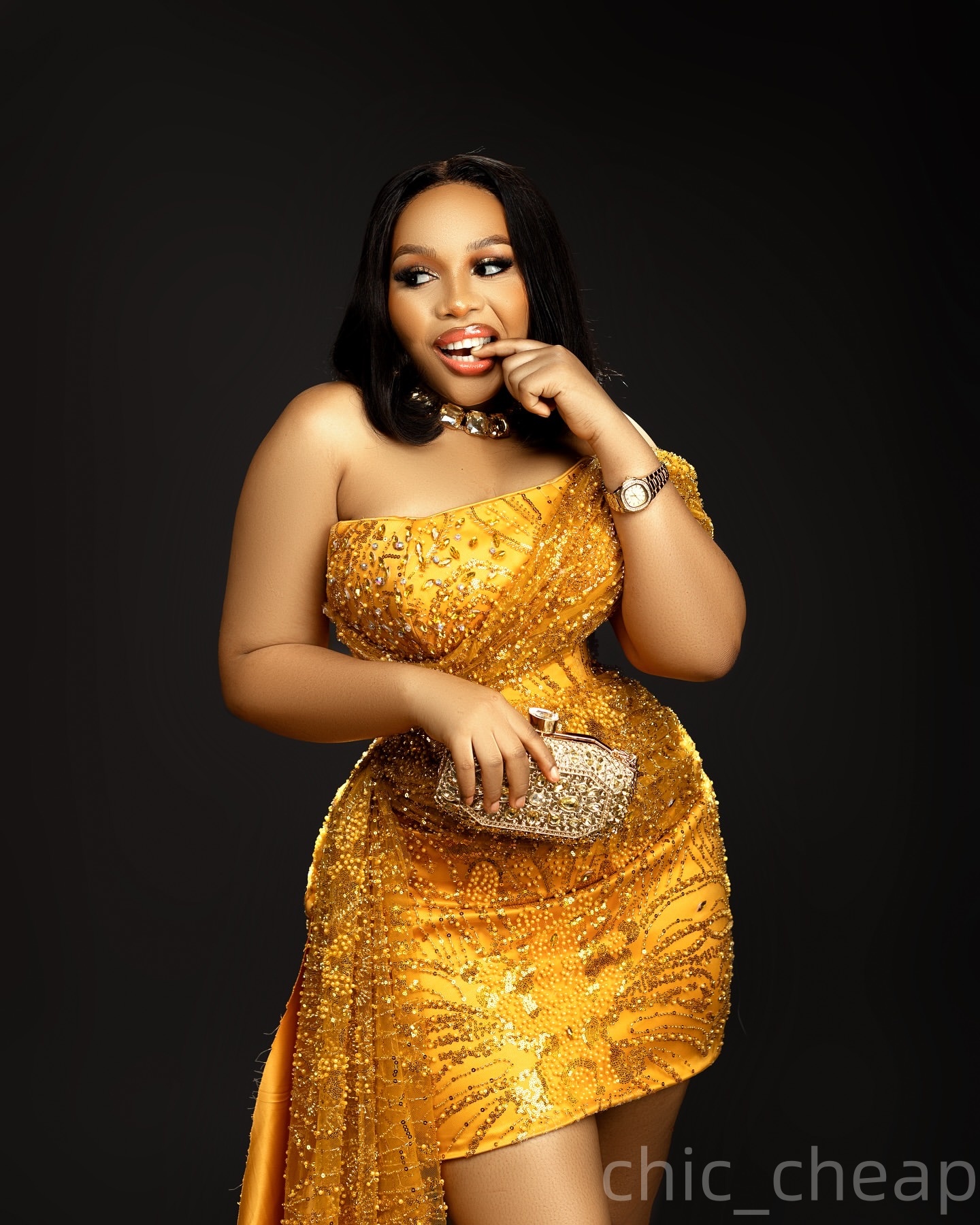 Chic Yellow Sheath 2026 Cocktail Dress Strapless Sequined Satin Short Mini Graduation Homecoming Dresses For Special Occasions Sweetheart Gowns