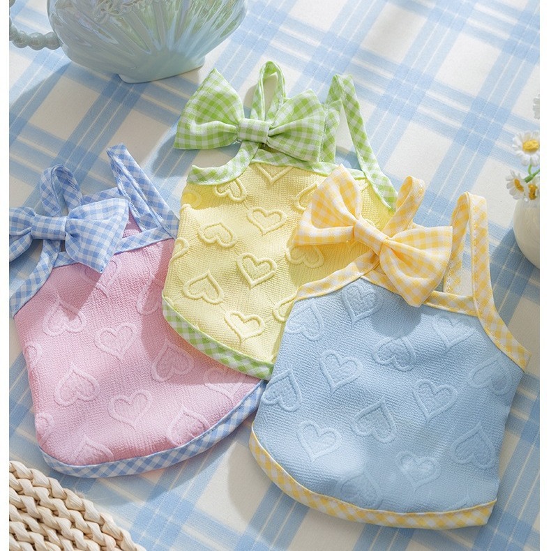 Love relief texture bow camisole vest, small dog, bear, cat, spring and summer pet dog clothing wholesale