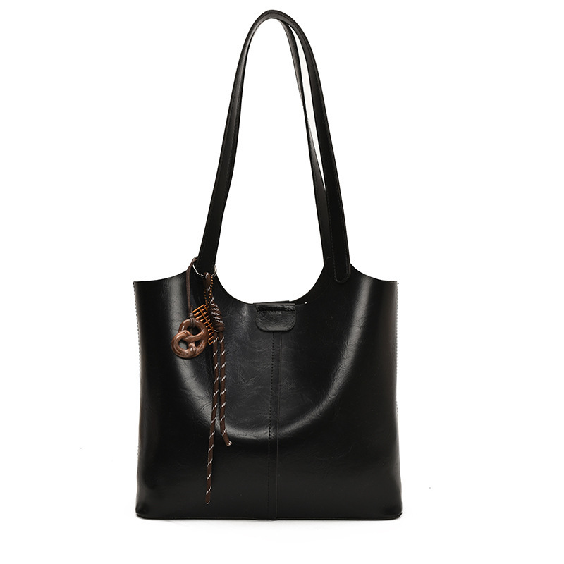 2025S Designer Women S Bag Commuter Tote For Women Winter New Single Shoulder Women S Large Capacity Handheld Bucket Bag